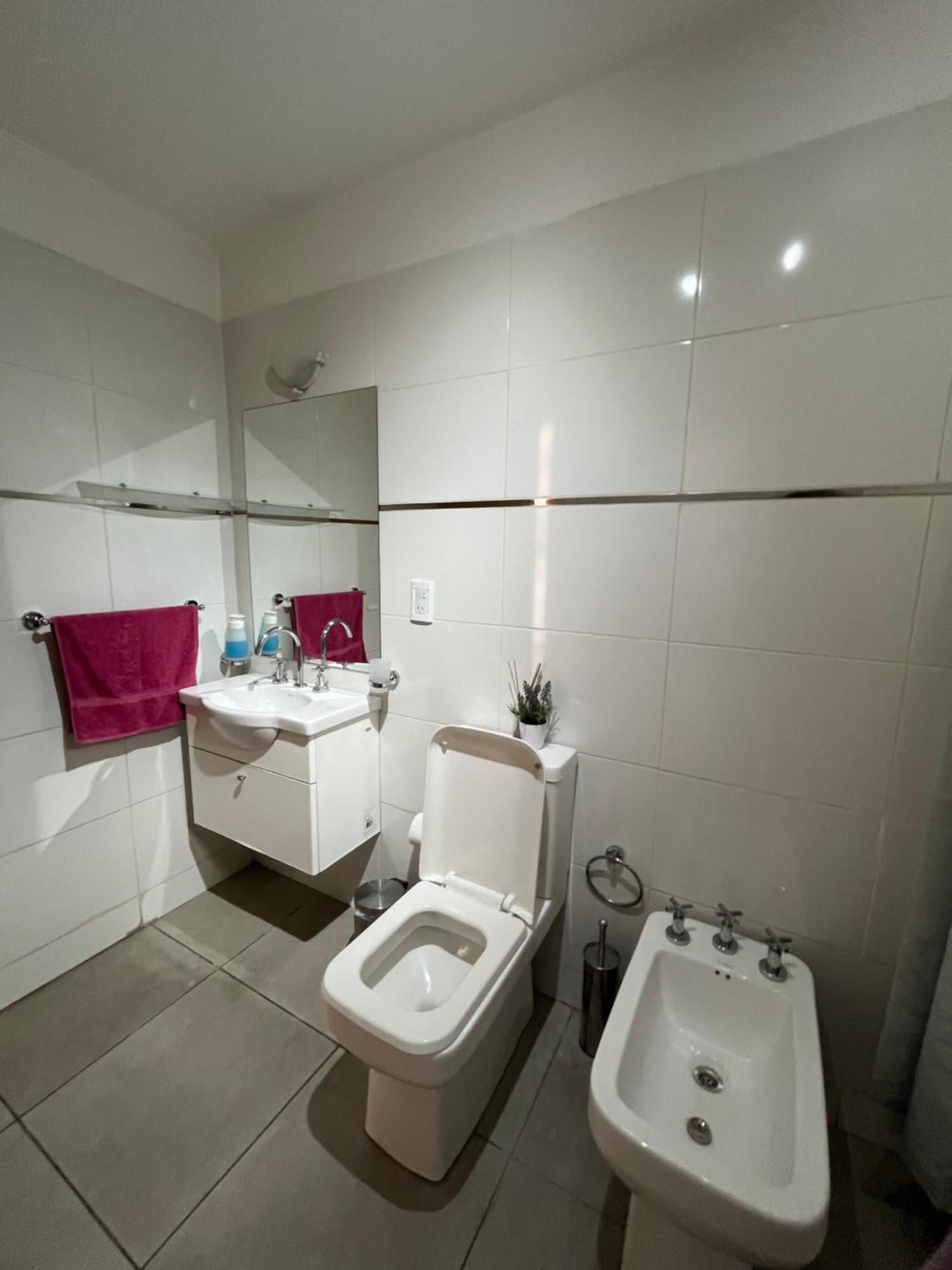 Pellegrini !! Estupendos Departamentos Con Cochera Privada Cercanos A Parque Gral San Martin Apartment Mendoza